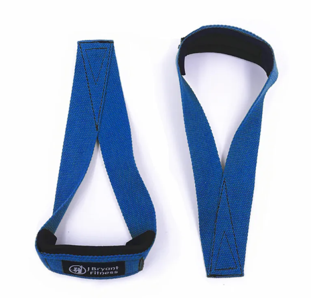 Pump Lab Fitness gym lifting straps and anti-slip fitness gloves, showing black straps and grip-enhancing gloves for weightlifting.