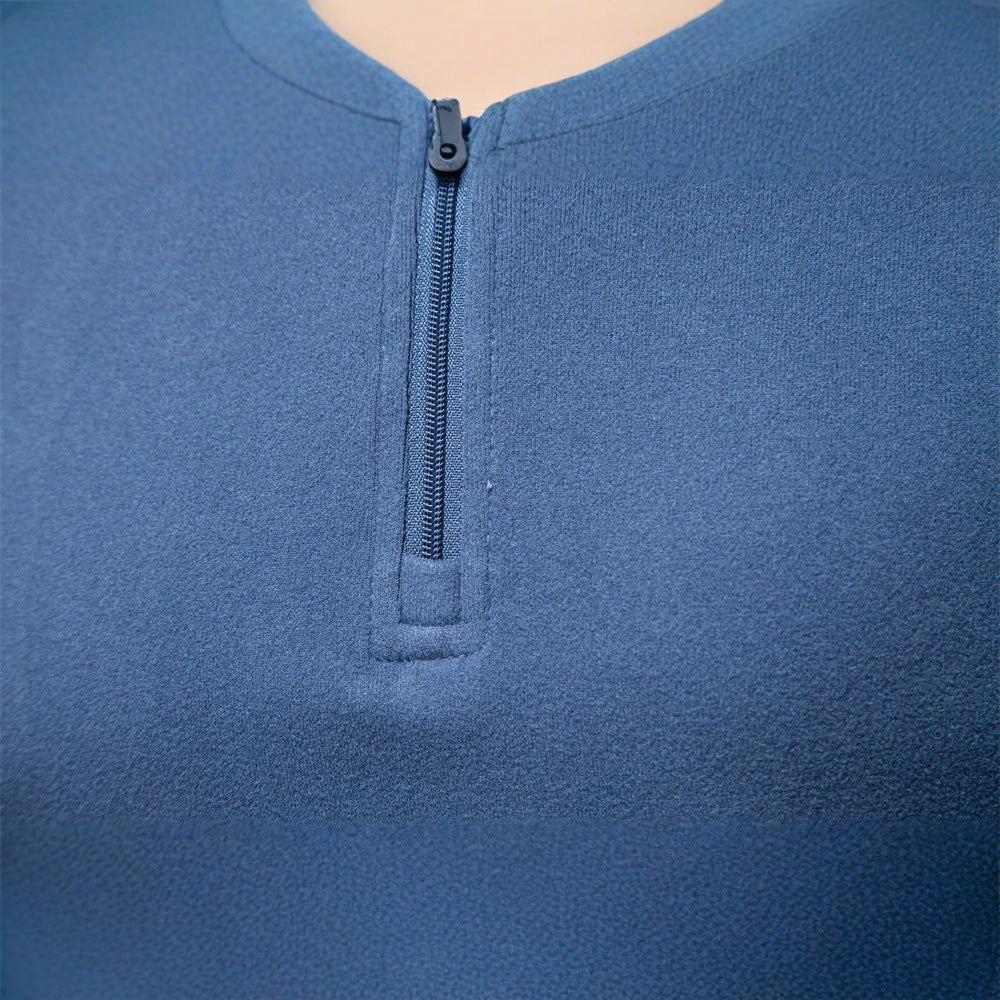 Men's GeToday half-zip thermal base-layer gym wear, close-up showing breathable fabric and fit for active exercise.